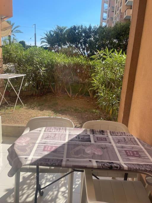 Appartement rdc en résidence avec piscine Cannes Extérieur photo